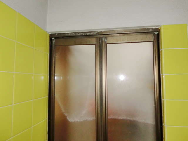 浴室中折れドアリフォーム　施工例　名古屋市瑞穂区